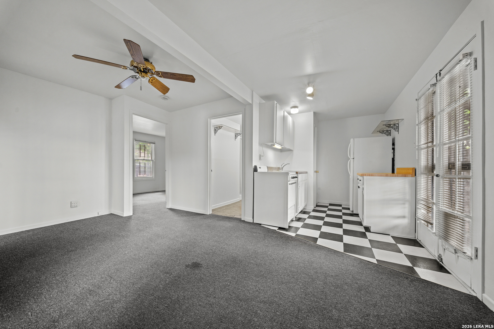 330 W Agarita Avenue San Antonio TX 78212