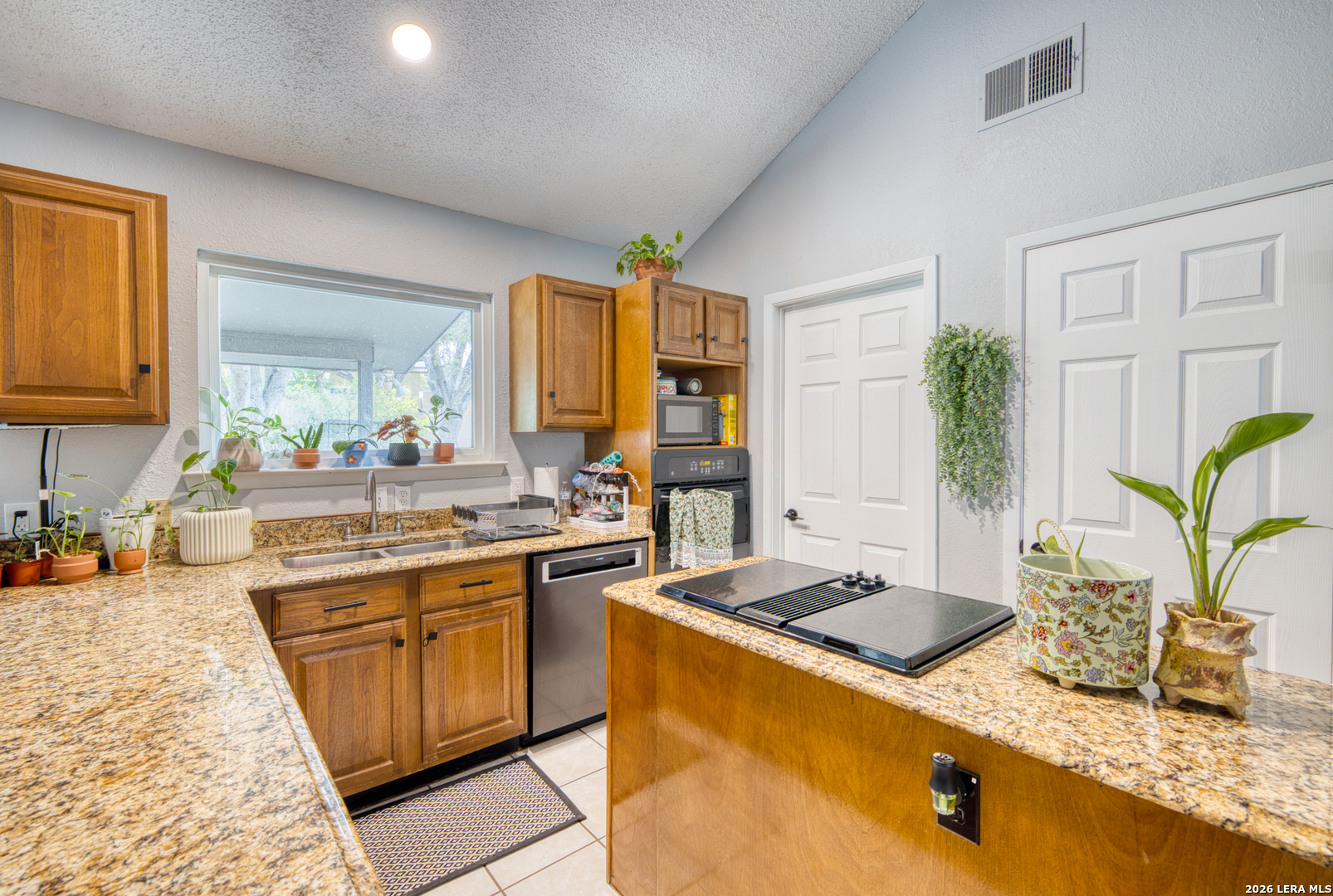 208 Echo Valley Del Rio TX 78840