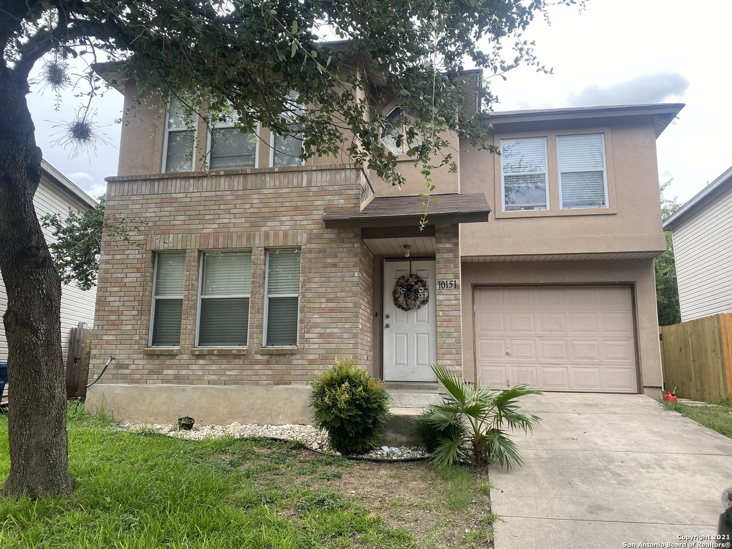 10151 Amber Flora Drive San Antonio TX 78251