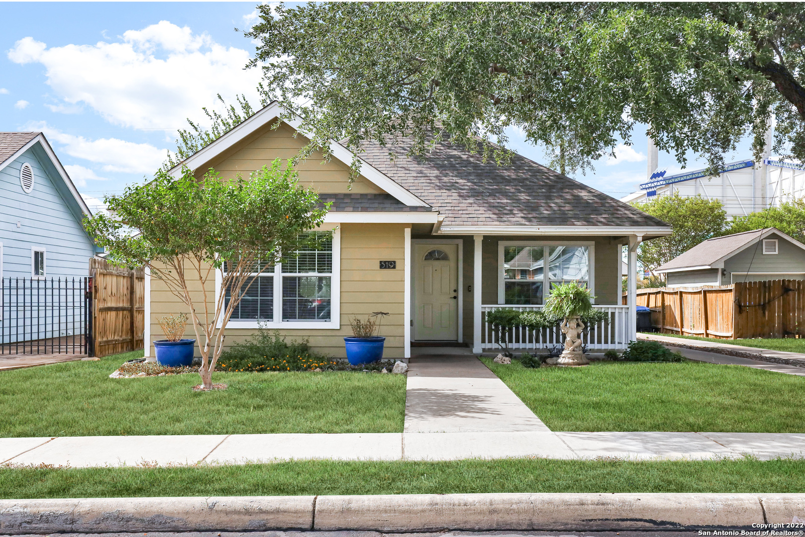519 Claude W Black San Antonio TX 78203