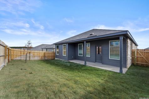 4987 Mission Tejas Road Marion TX 78124