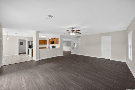 8614 Running Quail San Antonio TX 78250