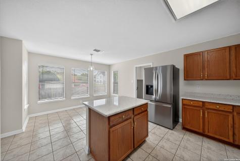 8614 Running Quail San Antonio TX 78250