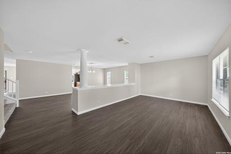 8614 Running Quail San Antonio TX 78250