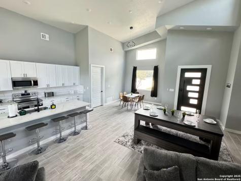 1652 Rimrock Spring Branch TX 78070