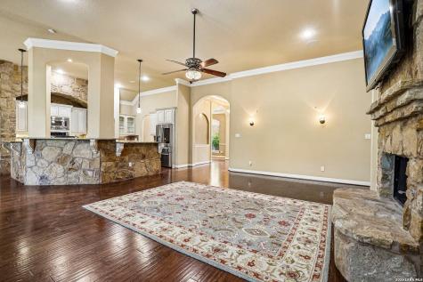21411 Liguria Drive Garden Ridge TX 78266