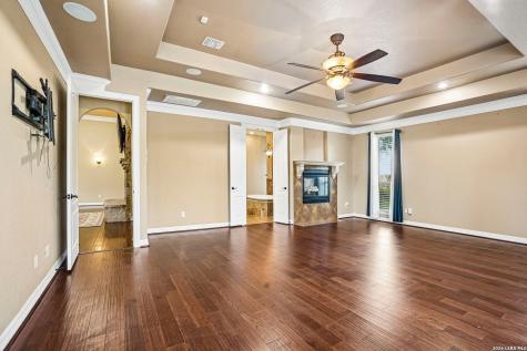 21411 Liguria Drive Garden Ridge TX 78266