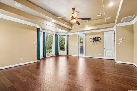 21411 Liguria Drive Garden Ridge TX 78266