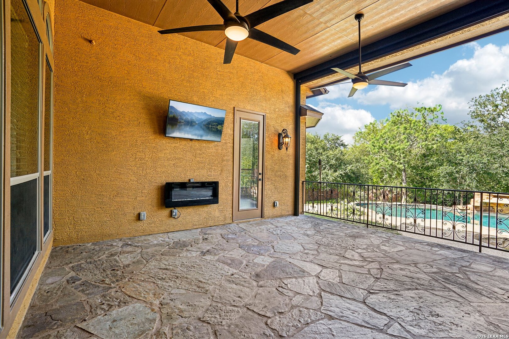 21411 Liguria Drive Garden Ridge TX 78266