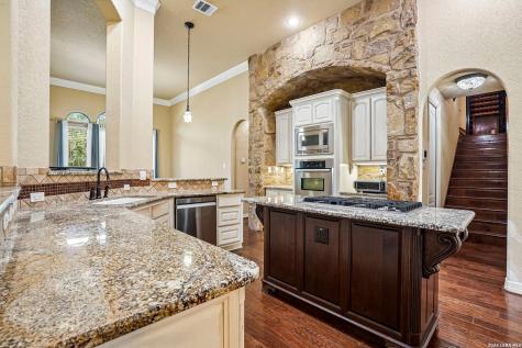 21411 Liguria Drive Garden Ridge TX 78266