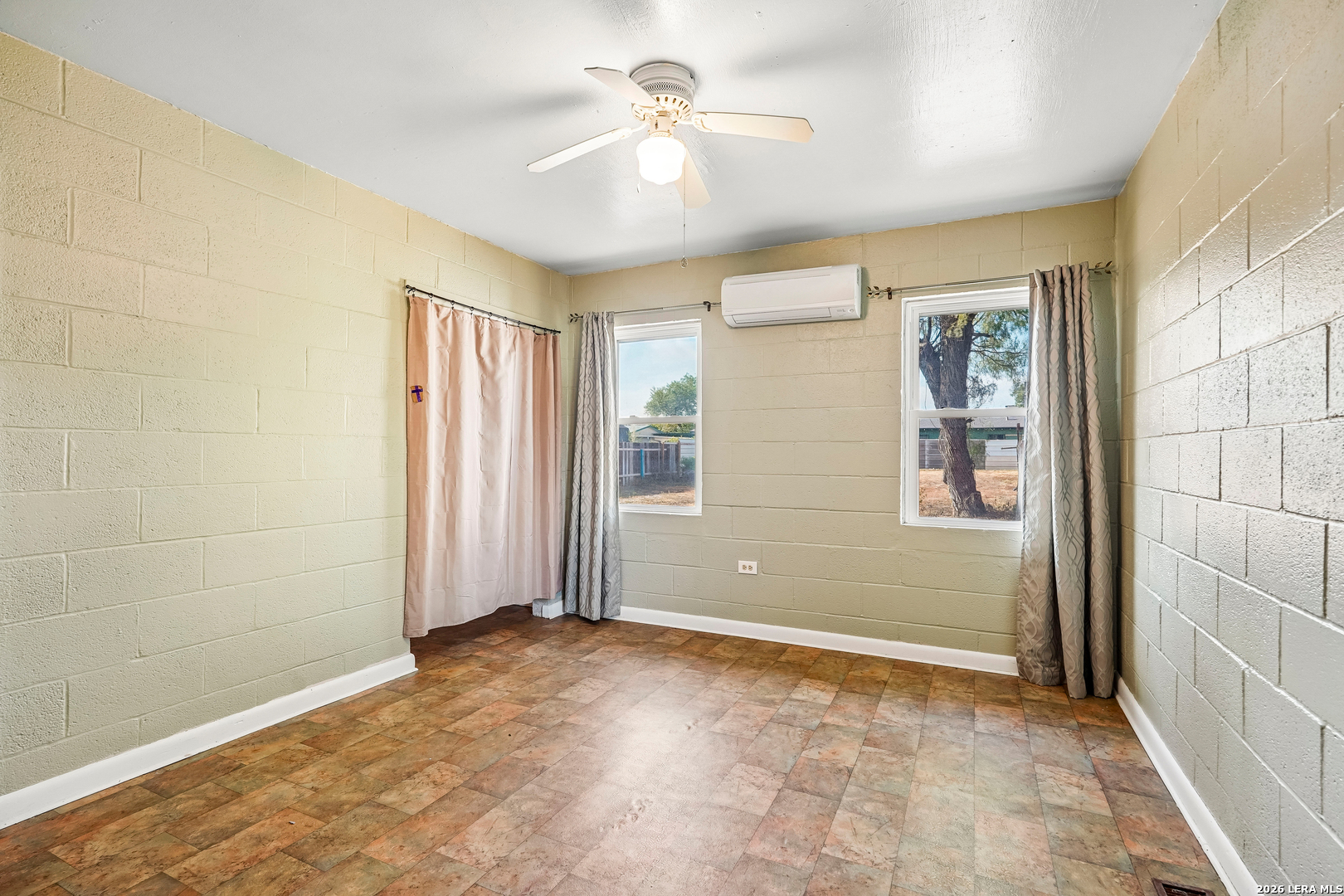 1206 W Villaret Boulevard San Antonio TX 78224