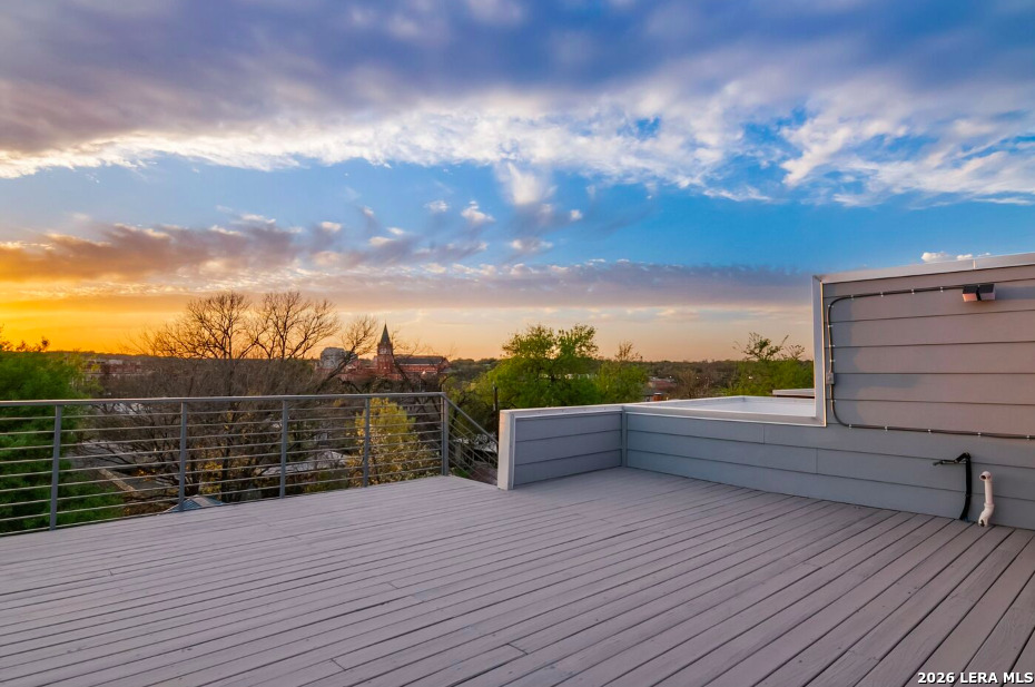 159 Davis Court #102 San Antonio TX 78209