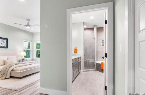 159 Davis Court #102 San Antonio TX 78209