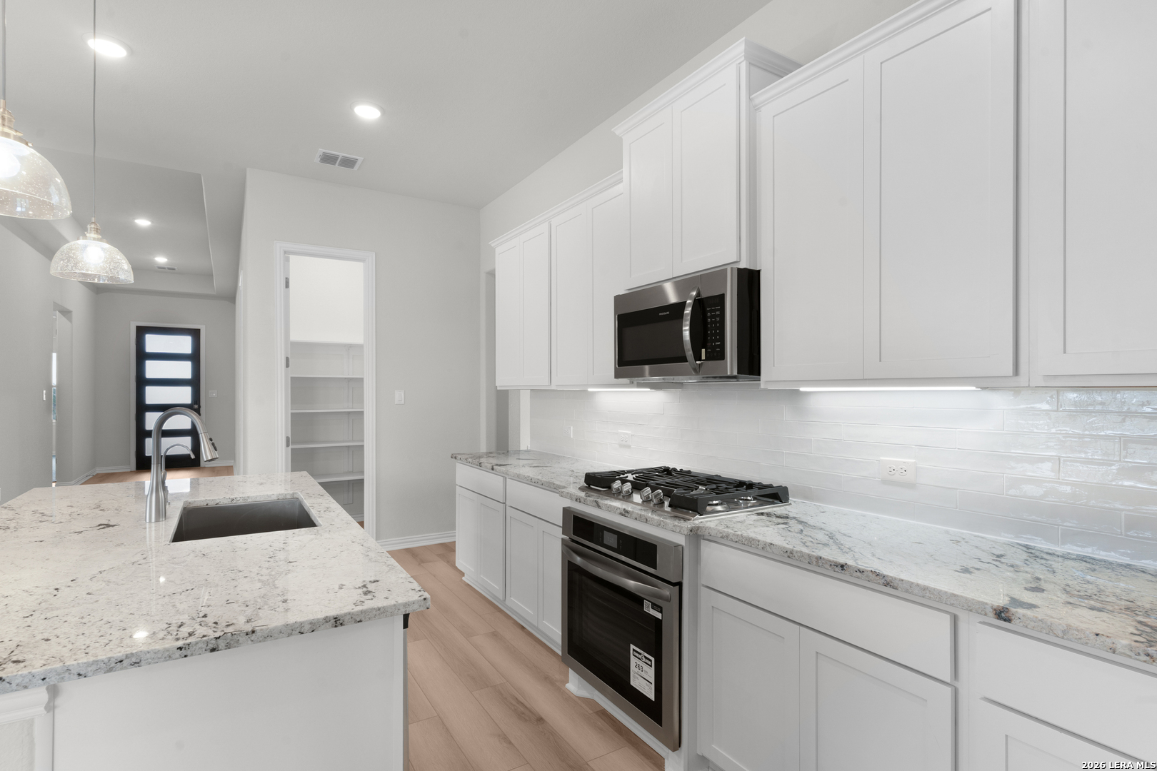 8051 Coral Draw Schertz TX 78154