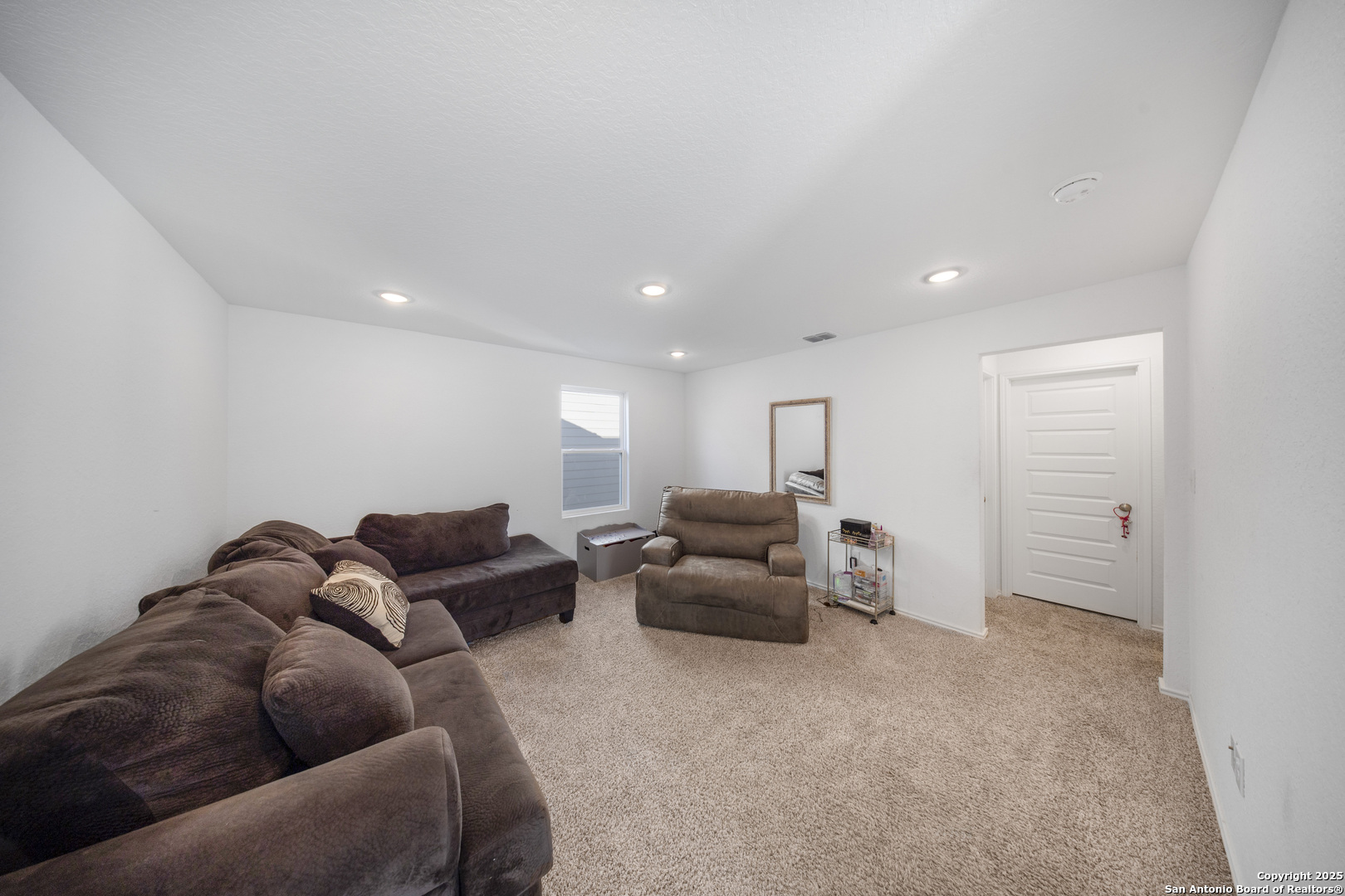 727 Corbin Bend San Antonio TX 78221