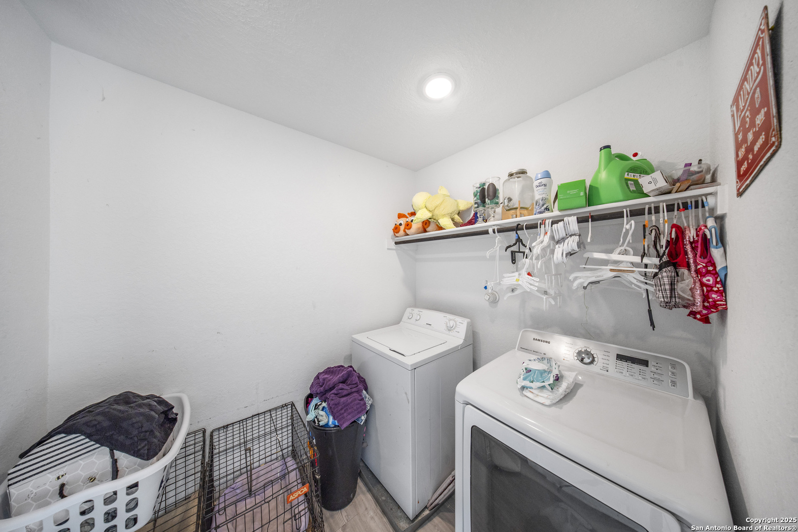 727 Corbin Bend San Antonio TX 78221