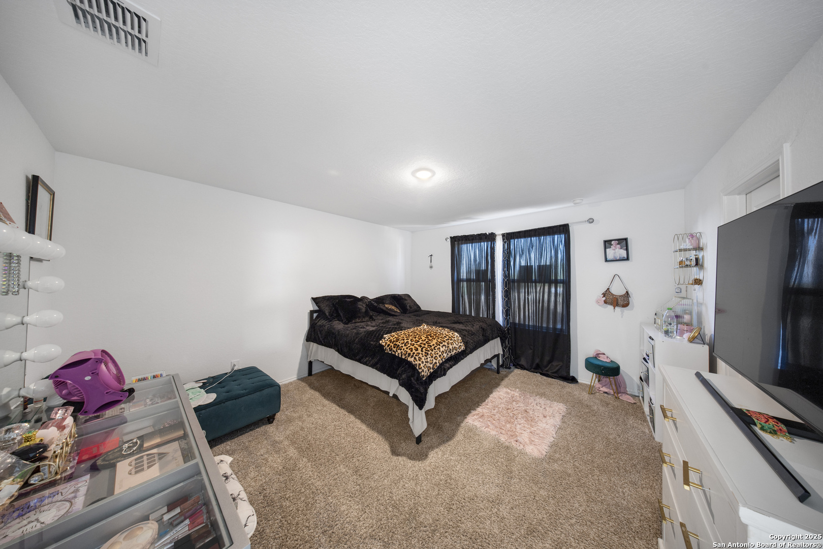 727 Corbin Bend San Antonio TX 78221