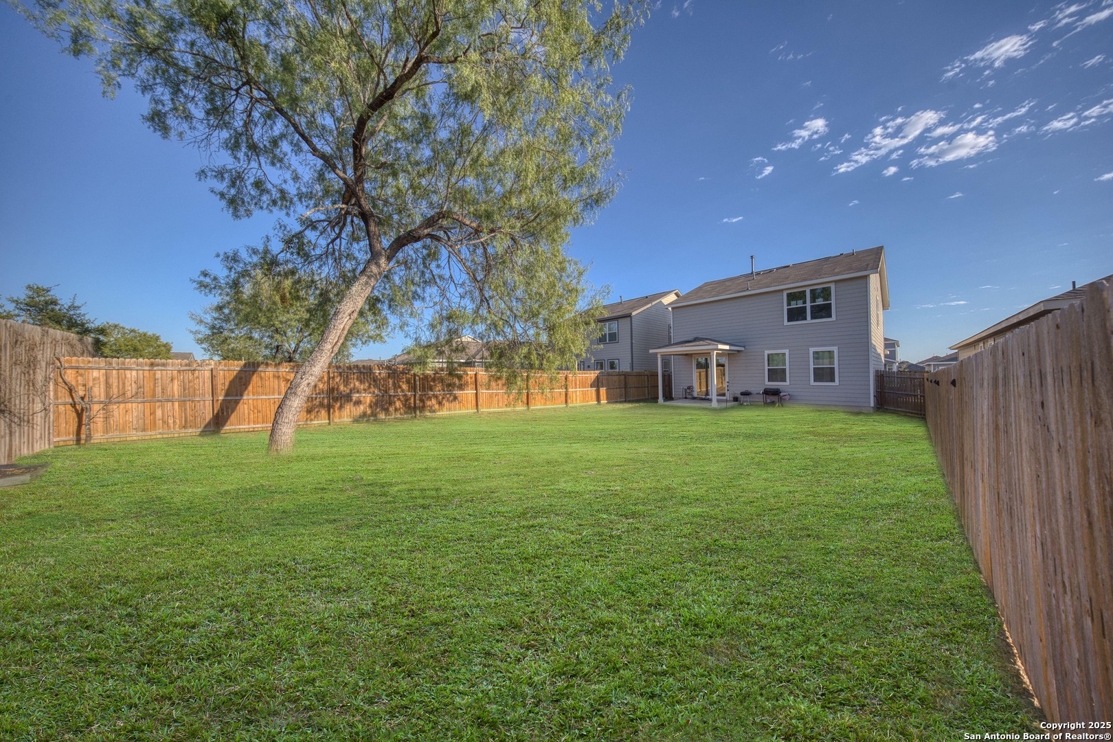 727 Corbin Bend San Antonio TX 78221