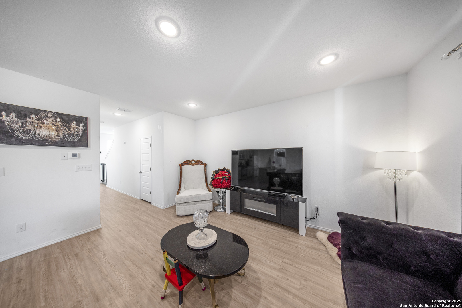 727 Corbin Bend San Antonio TX 78221