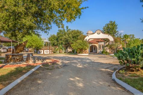 13196 Kelly Atascosa TX 78002