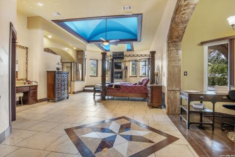 13196 Kelly Atascosa TX 78002
