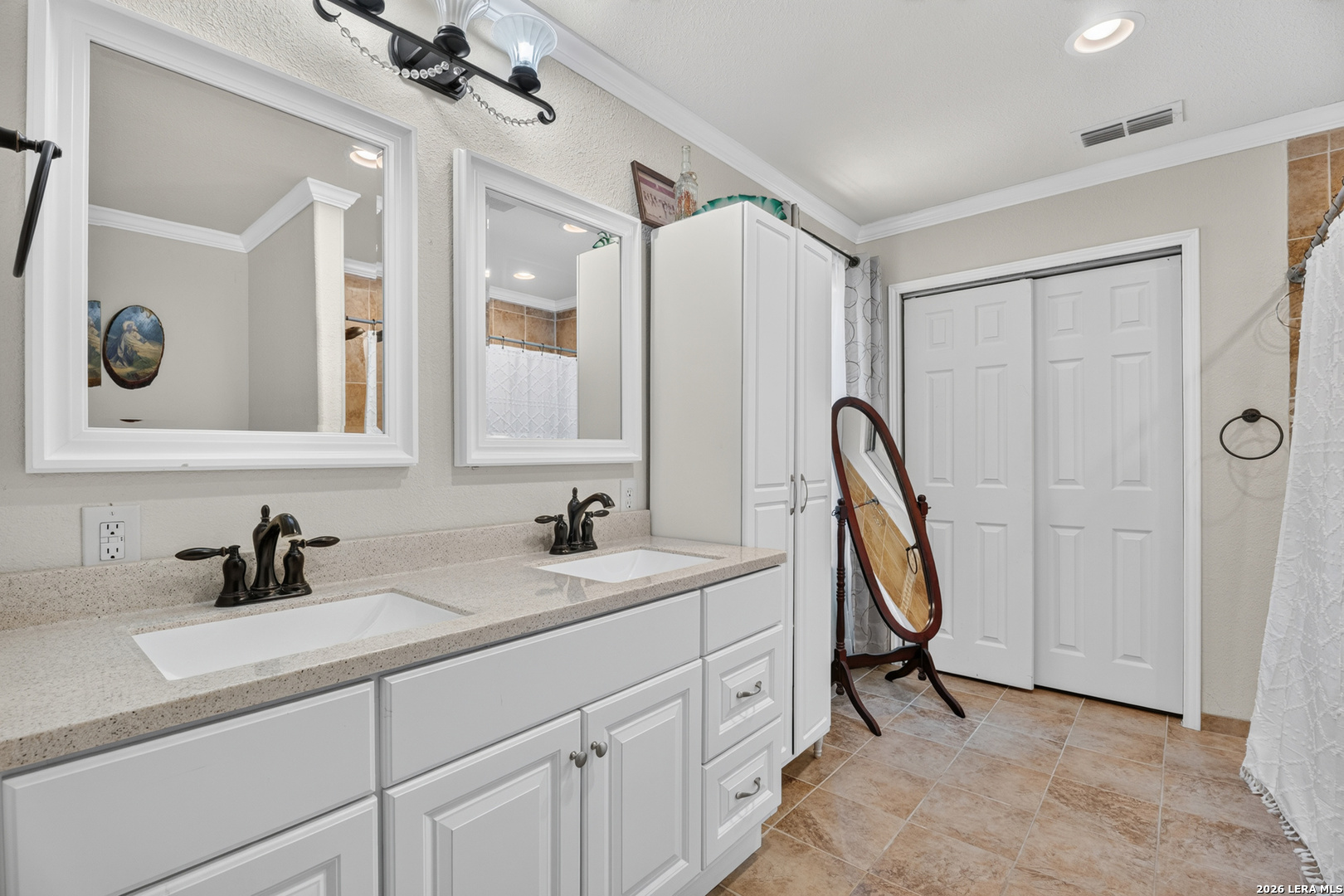115 Carmen Place San Antonio TX 78207
