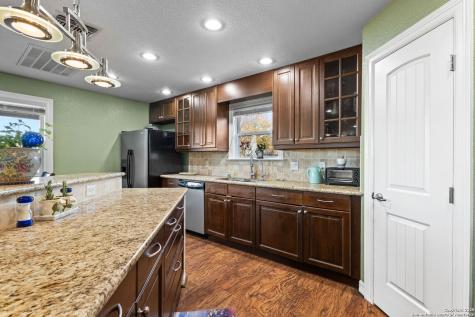 556 Apollo Drive Canyon Lake TX 78133
