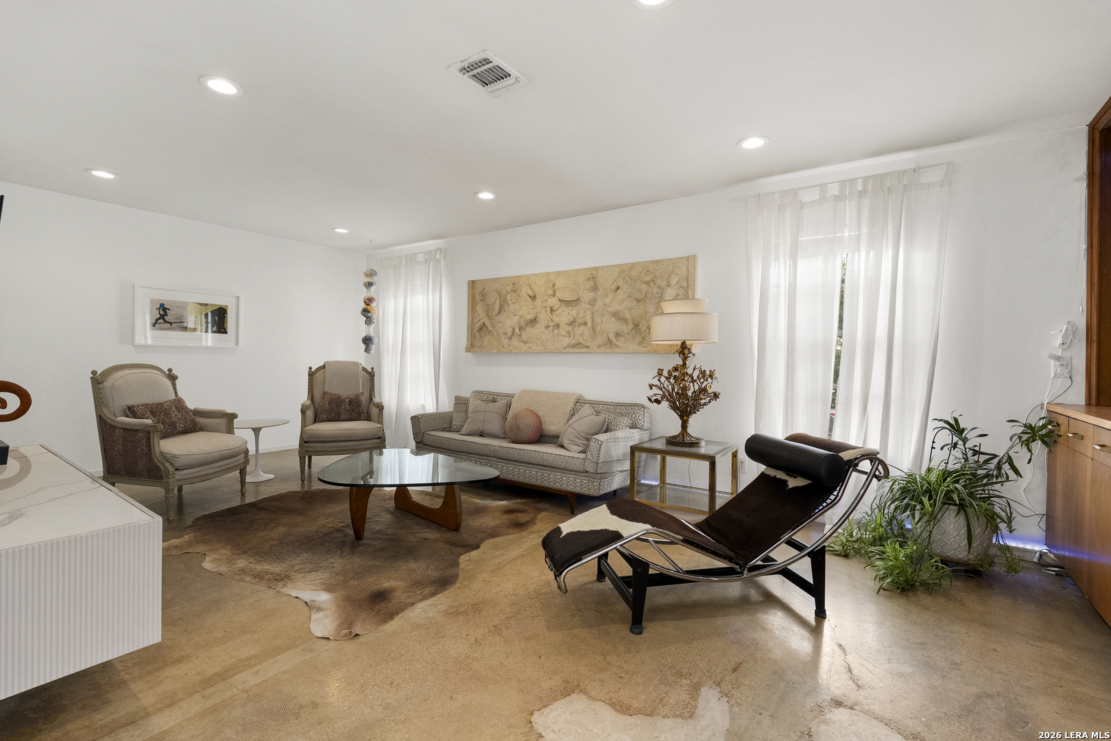 501 Thelma Drive Olmos Park TX 78212