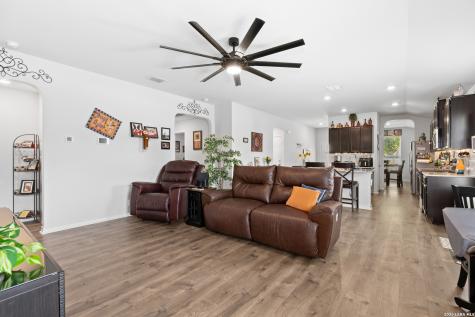 1523 Mossy Jasper San Antonio TX 78245
