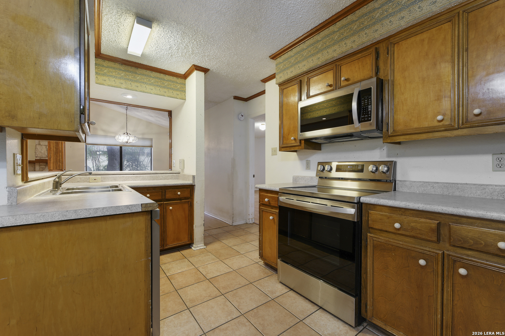 4322 Center Oak Woods San Antonio TX 78249