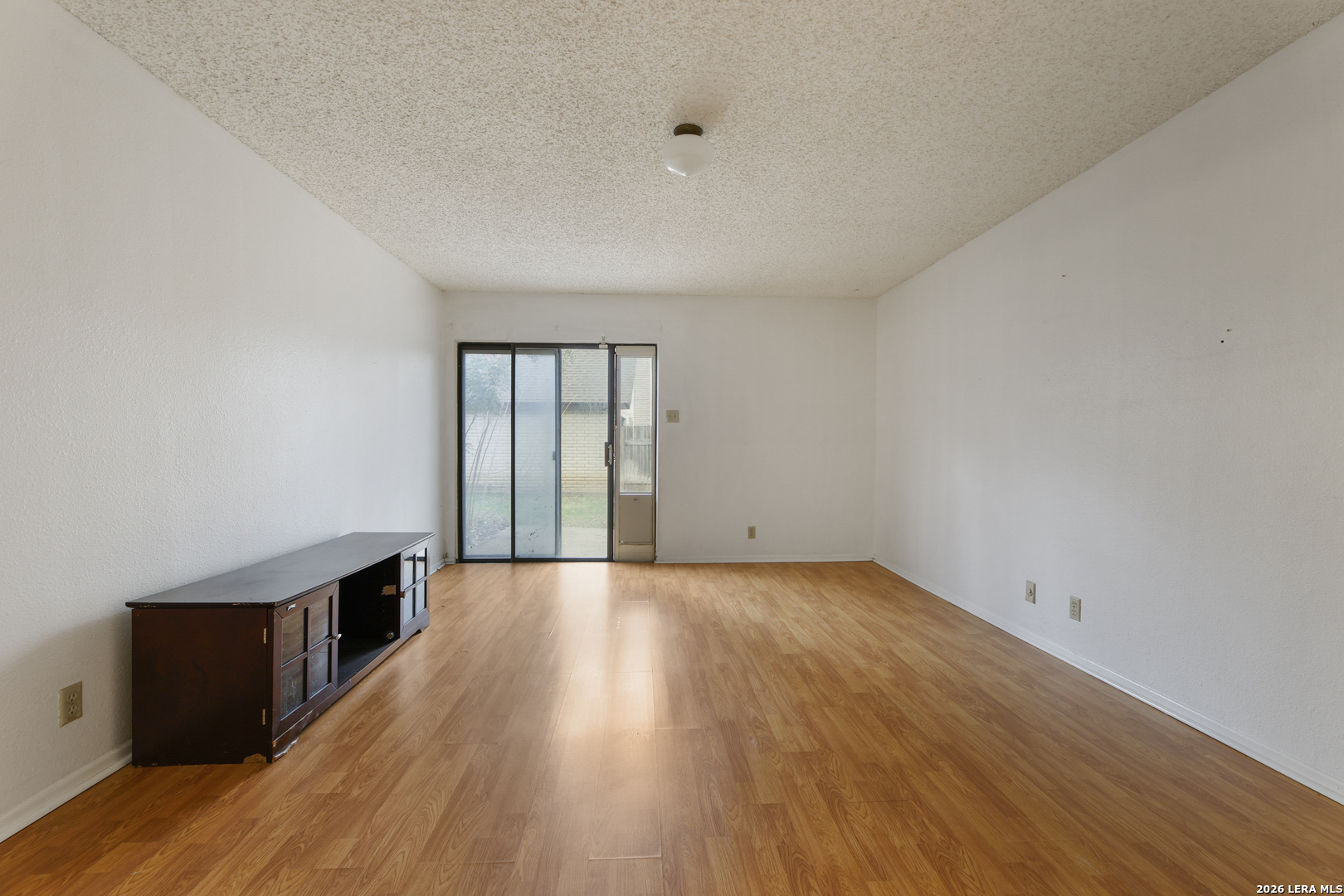 4322 Center Oak Woods San Antonio TX 78249