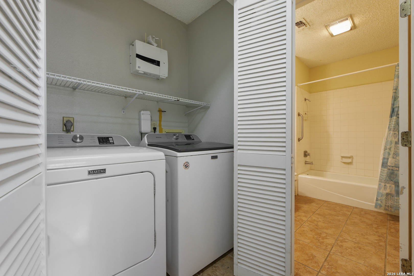 4322 Center Oak Woods San Antonio TX 78249