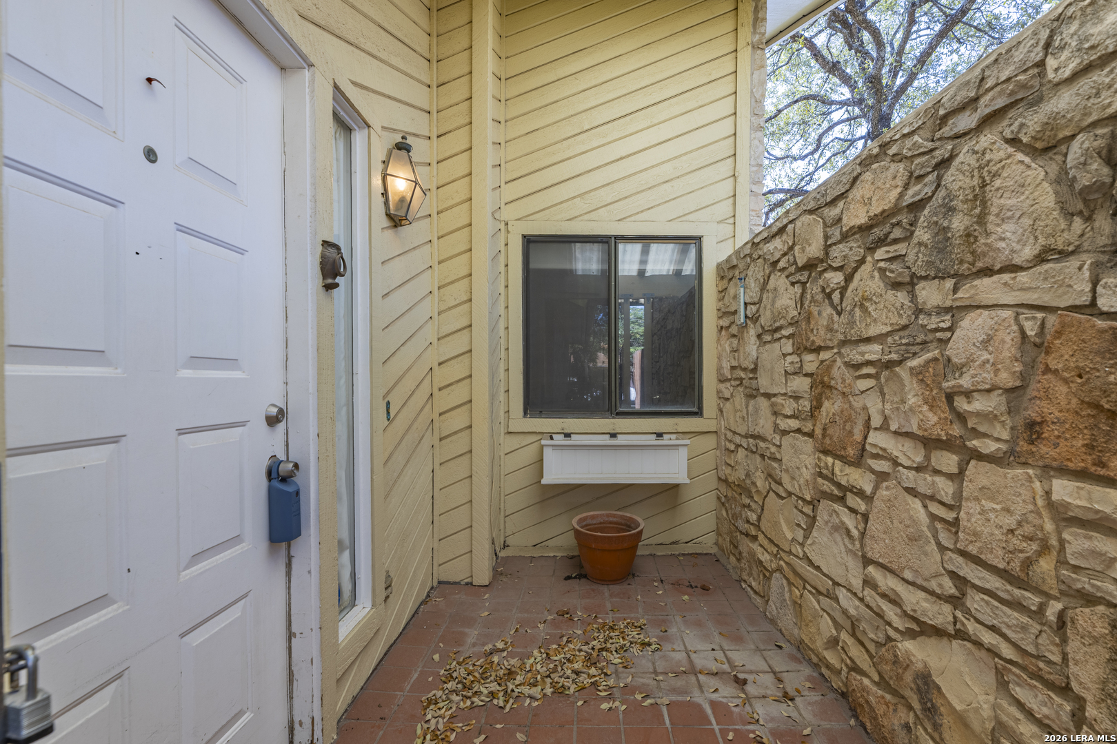 4322 Center Oak Woods San Antonio TX 78249