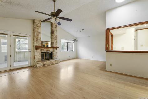 4322 Center Oak Woods San Antonio TX 78249