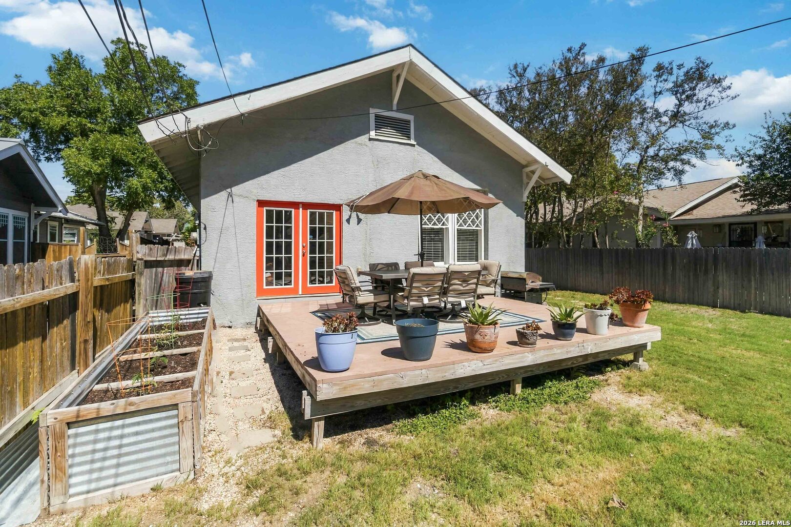 1032 W Craig Place San Antonio TX 78201