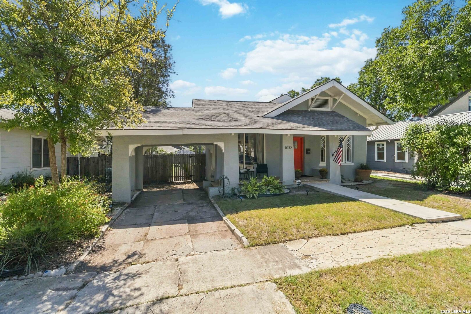 1032 W Craig Place San Antonio TX 78201