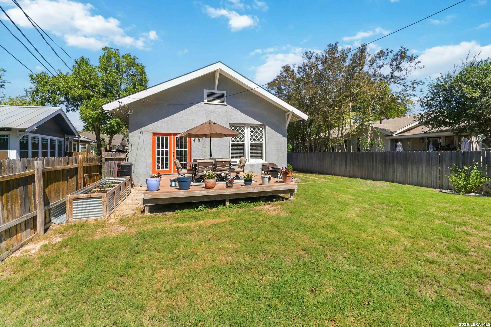 1032 W Craig Place San Antonio TX 78201
