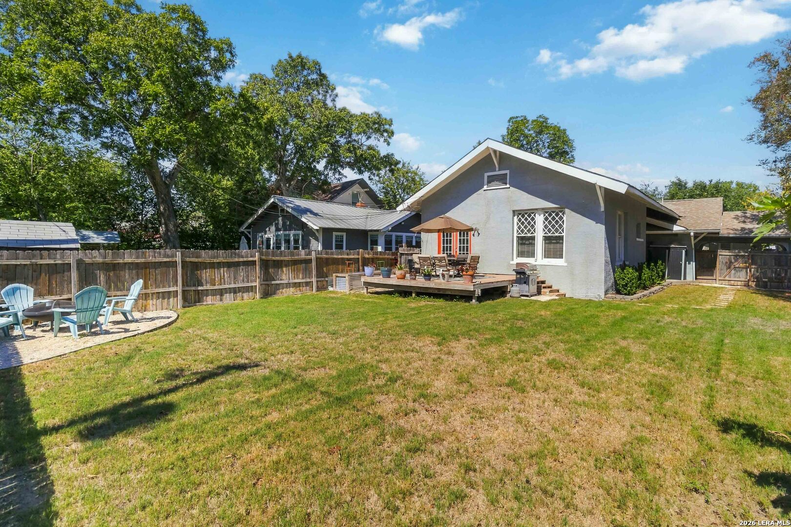 1032 W Craig Place San Antonio TX 78201