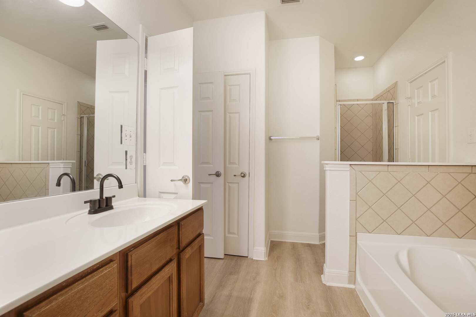 5718 Thunder Oaks San Antonio TX 78261