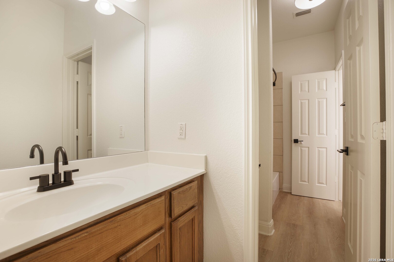 5718 Thunder Oaks San Antonio TX 78261