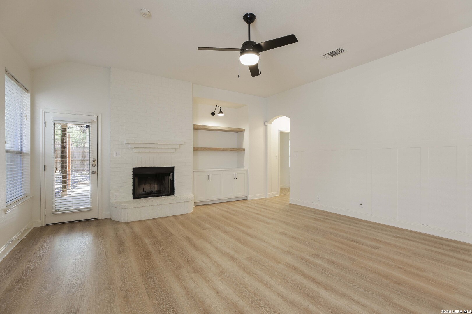 5718 Thunder Oaks San Antonio TX 78261