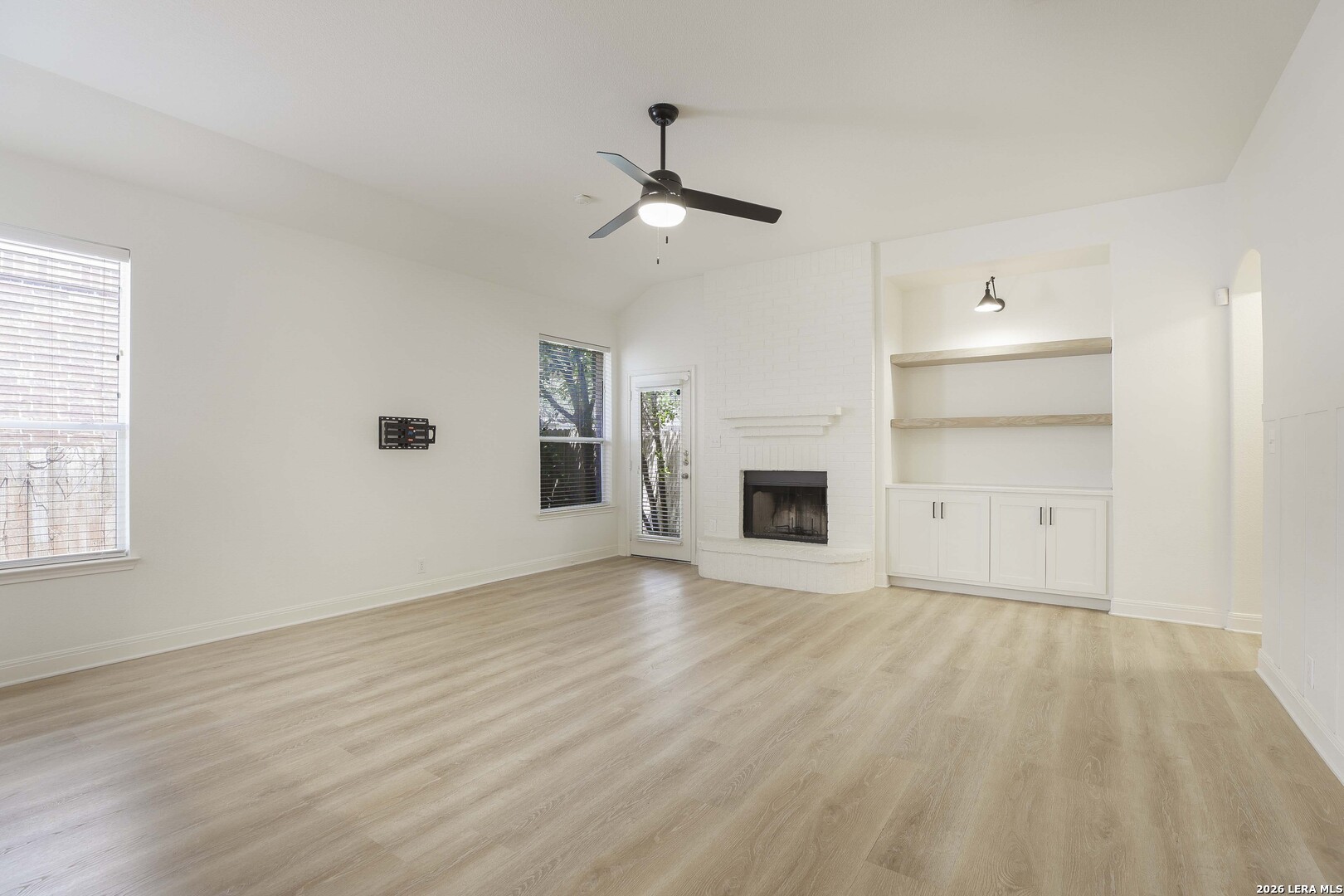 5718 Thunder Oaks San Antonio TX 78261