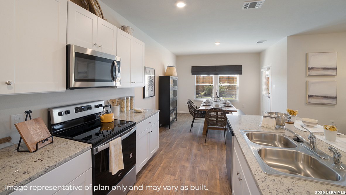 5323 Totem Bluff San Antonio TX 78238