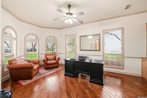 8 Aspen Creek San Antonio TX 78248
