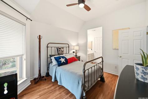 8 Aspen Creek San Antonio TX 78248