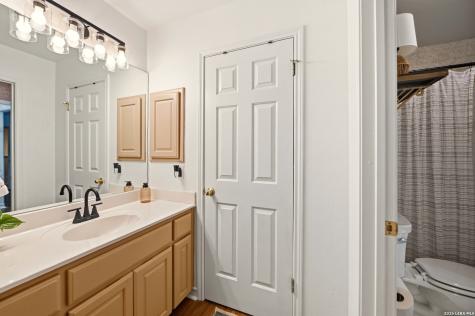 8 Aspen Creek San Antonio TX 78248