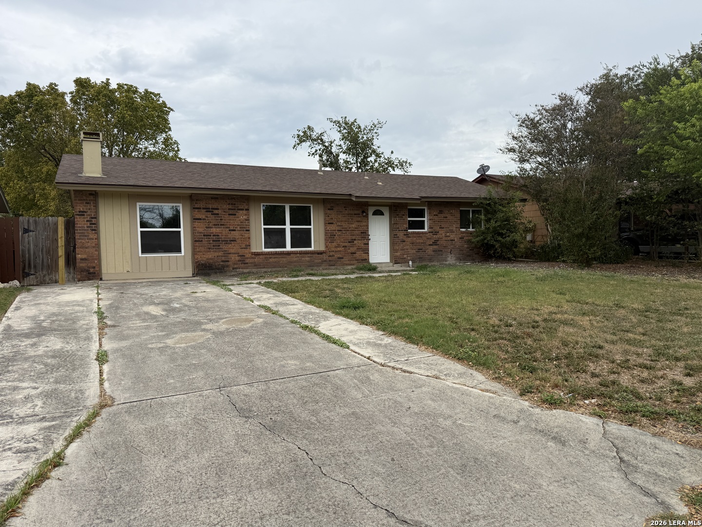 303 Avenue D Converse TX 78109