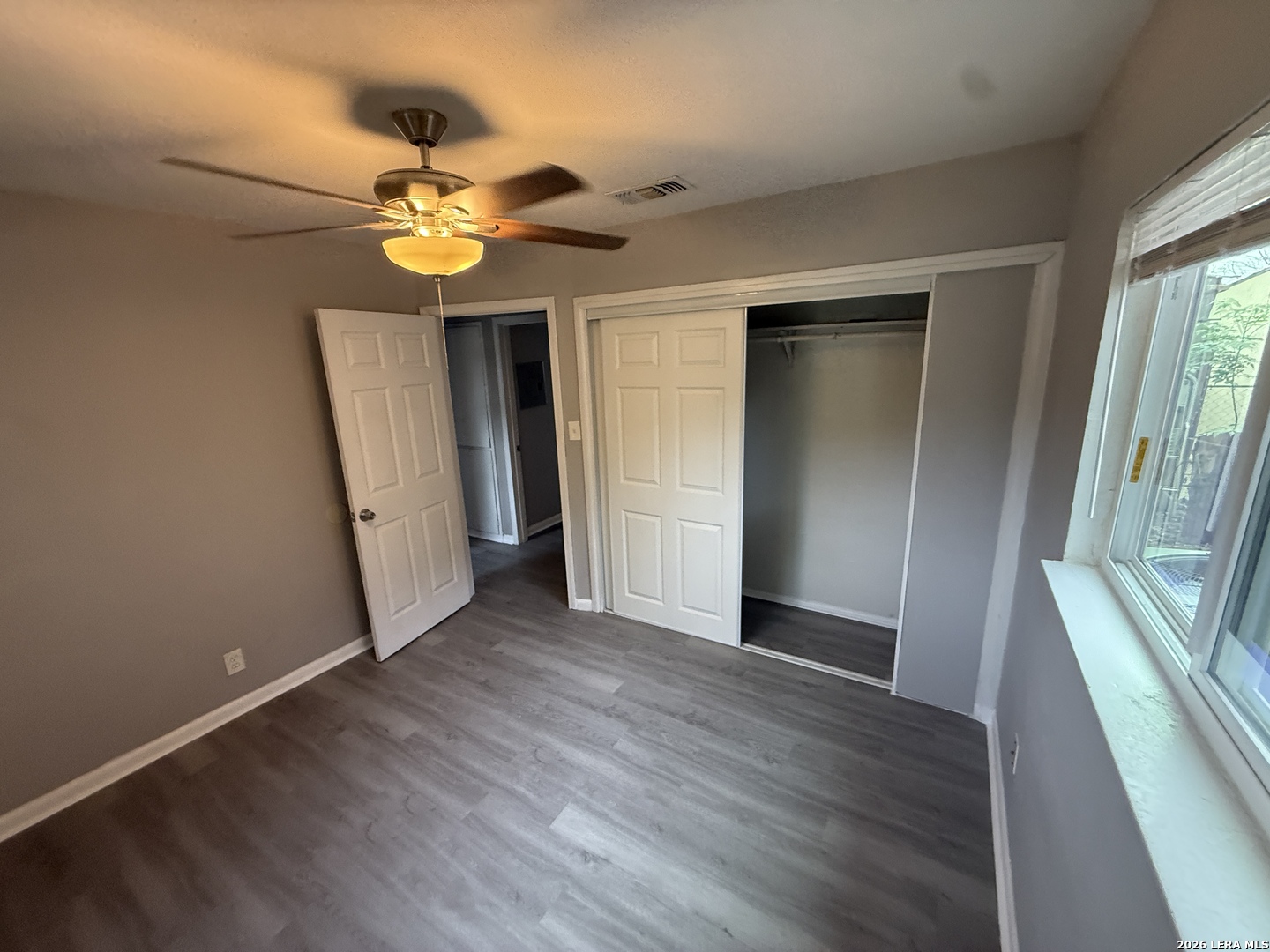 303 Avenue D Converse TX 78109