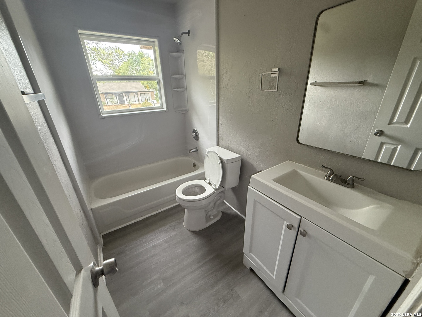 303 Avenue D Converse TX 78109
