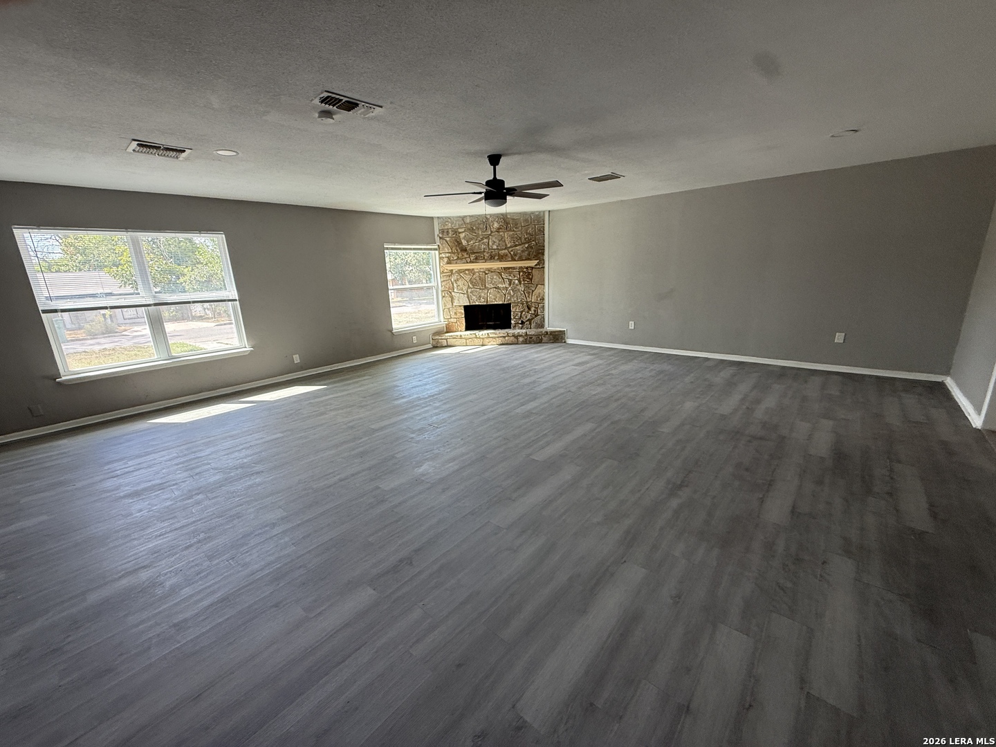 303 Avenue D Converse TX 78109